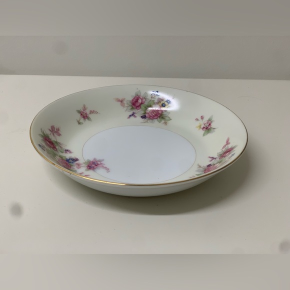 Mid Century Vintage F & B Japan Fine China Ivory Floral Soup Salad Bowl - Picture 3 of 11
